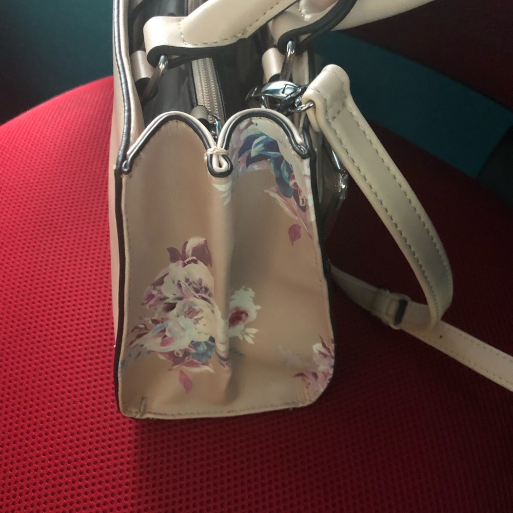 Purse - Picture 6 of 7